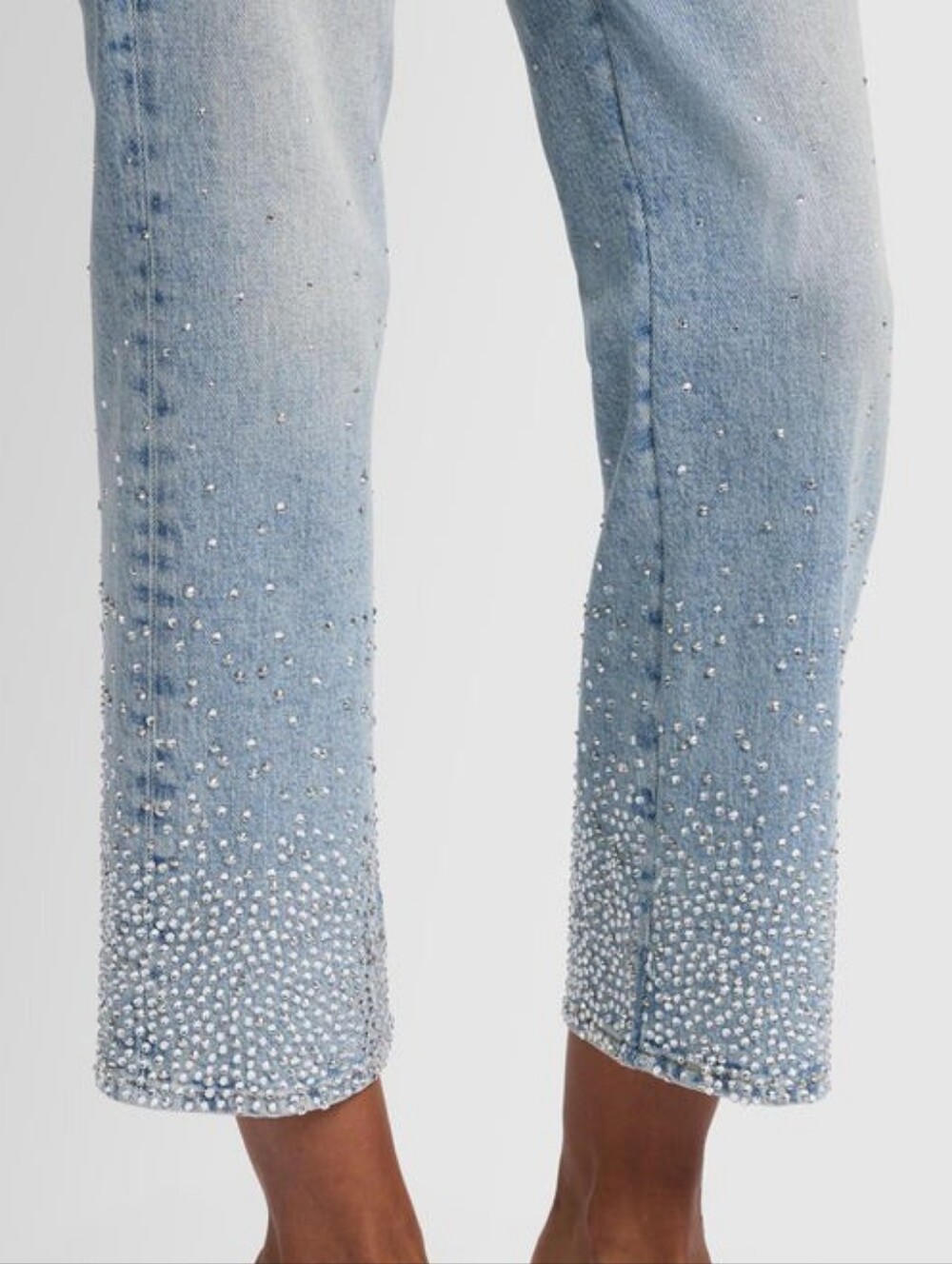 7 For All Mankind Logan Embellished Stovepipe Jeans in Juicy – Size 25